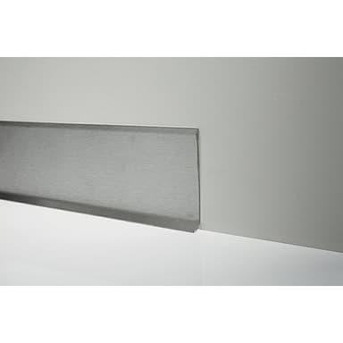 78140 790/10SF Sokl 100 mm - Nerez kartáčovaný, délka 270 cm 1