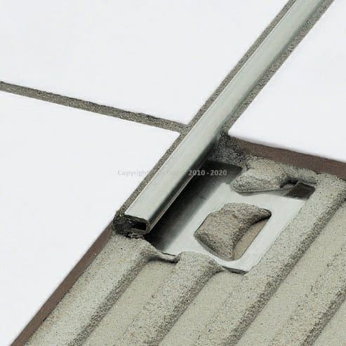 DECO - E Ukon. profil Ušlechtilá ocel V2A, H=8mm, šířka: 6mm, délka: 2,5m