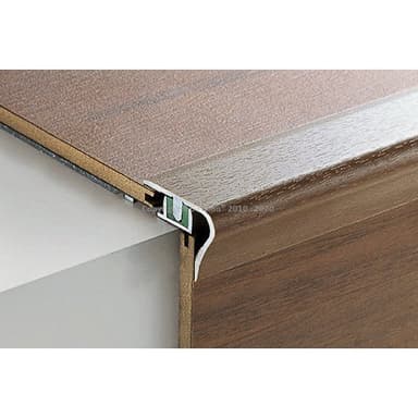 63953 G/4/SF Schod.hrana 34x24mm k vodícímu profilu /dřevo dekor 73/ 2,7m 3