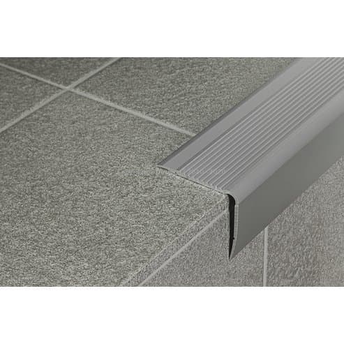 64067 71/F Schod.hrana vrtaná 54x47mm/Elox stříbro/340cm