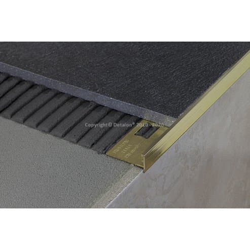 90042 SNG/100 Schod.hrana H=10mm / Hl. natural / 270cm